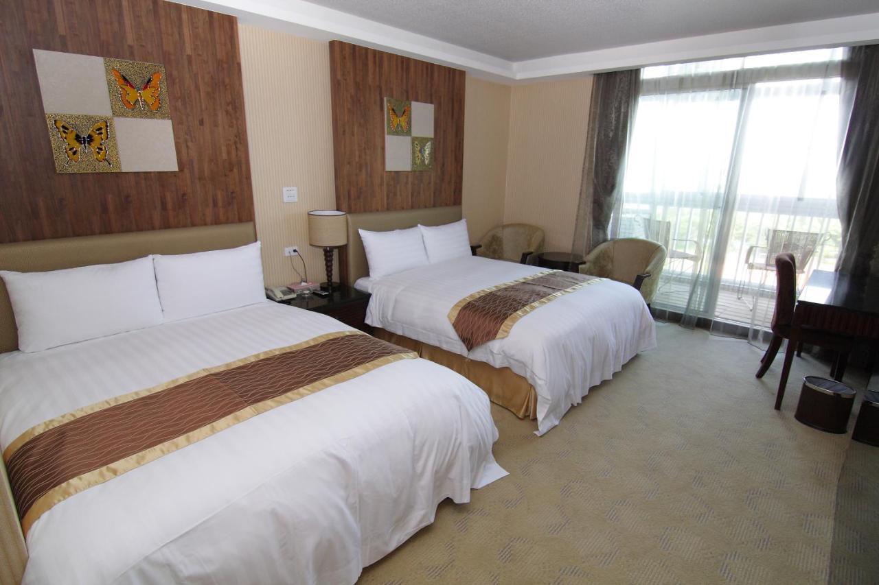 East Coast Sea View Hotel Chenggong Bagian luar foto
